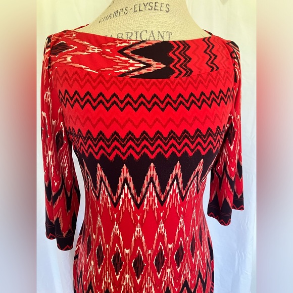 Donna Morgan Womens 3/4 Sleeve Cocktail Dress in Deep Red Chevron Print Sz 6 - Picture 2 of 6